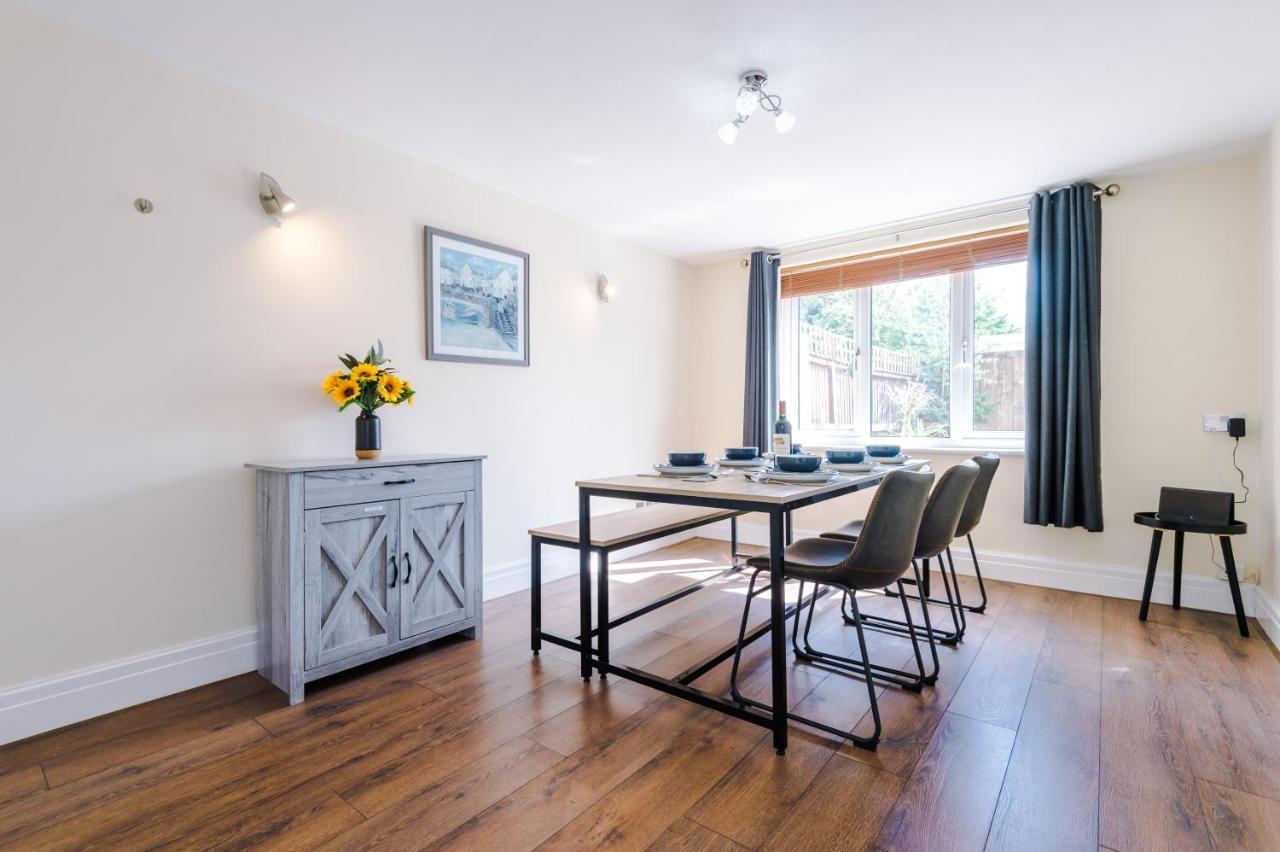 Charming 3-Bed Cottage In Chester, Ideal For Families & Workers, Free Parking - Sleeps 7 Eksteriør billede